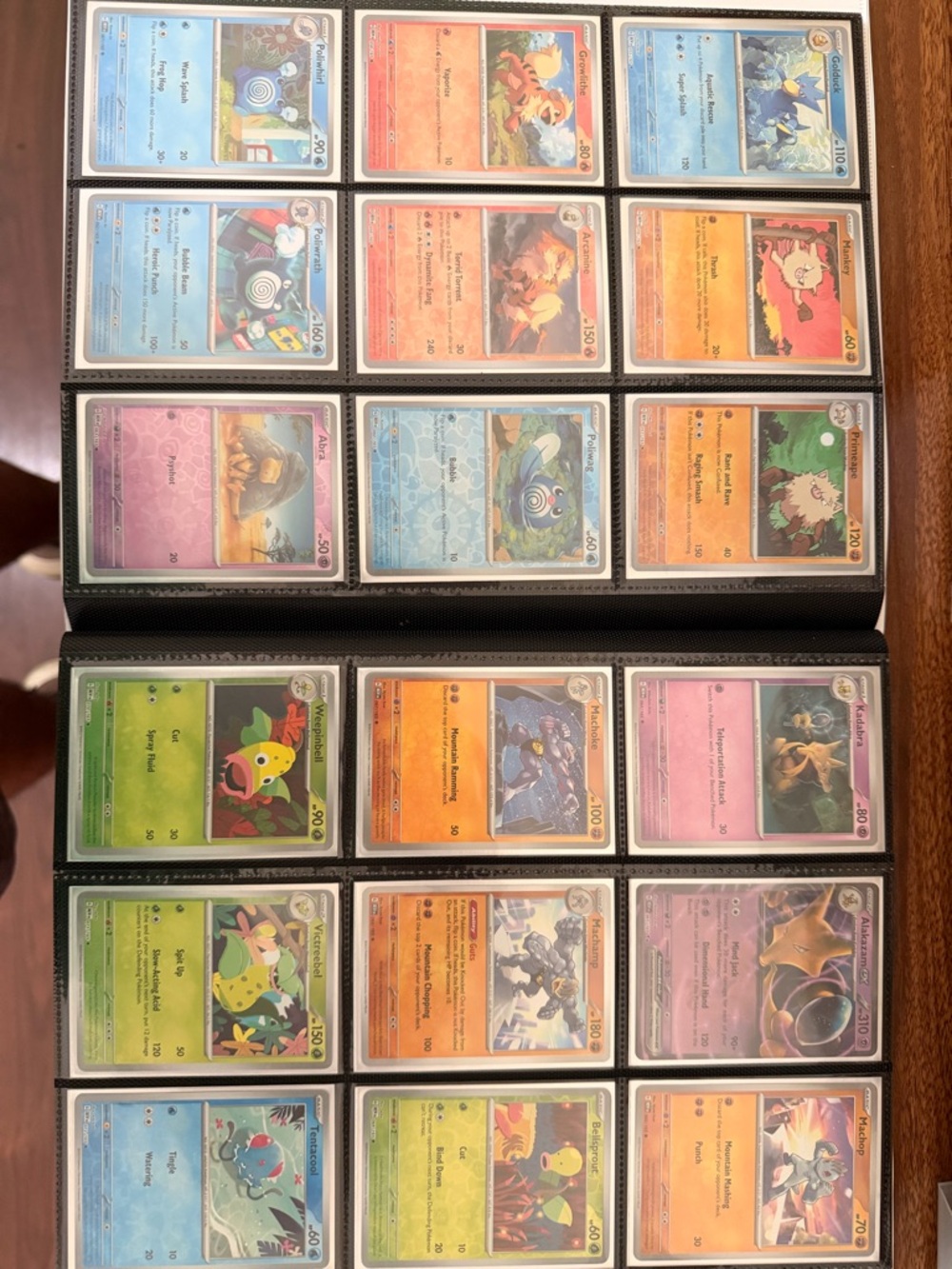 Pokémon Scarlet & Violet 151 Binder with Poster - Picture 7 of 12